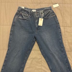 Good American straight leg stretch jeans. Brand New! 10/30